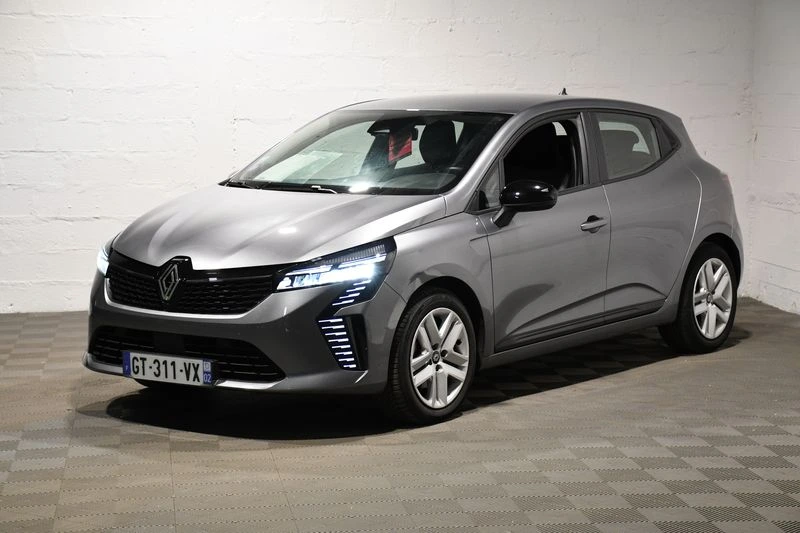 RENAULT CLIO V 1.6 E-TECH MHEV EVOLUTION BVA
